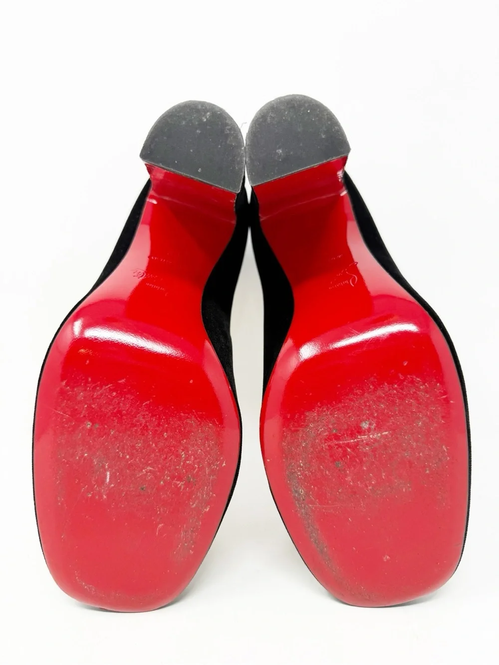 Christian Louboutin Cadrilla Corazon Velvet Block Heel Pumps Womens Size EU 39